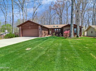 13 Oxford Cir, Fairfield Glade, TN 38558