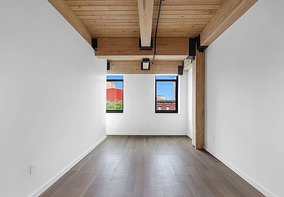 3rd image of 710 Metropolitan Ave APT 3K