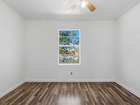 5th image of 336 Bonnie View Rd