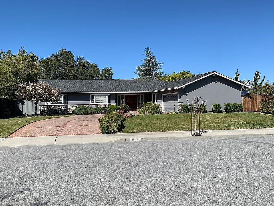 1st image of 19850 Via Escuela Dr