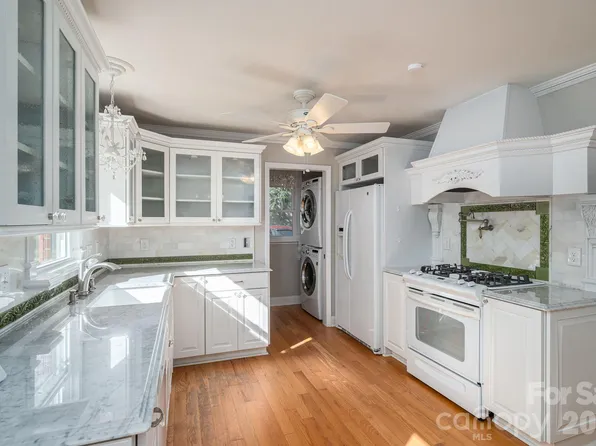 1131 Woodvale Ave, Gastonia, NC 28054