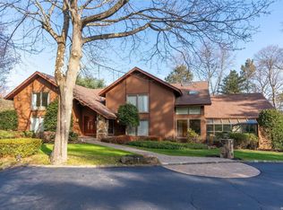 1278 Ridge Rd, Syosset, NY 11791