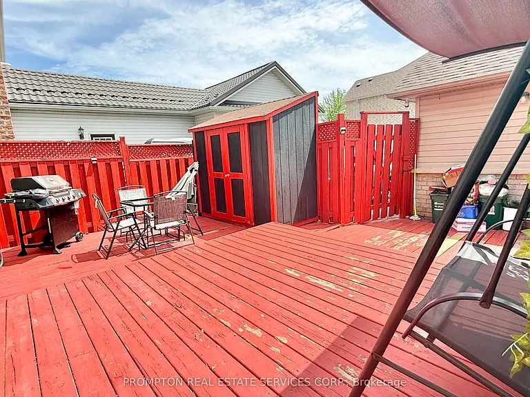 2037 Bur Oak Ave — Photo 35