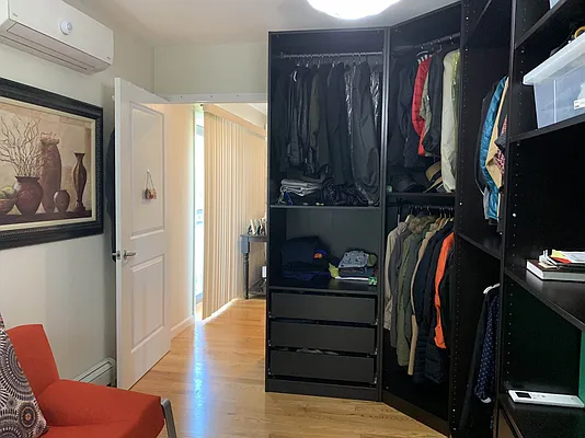 Sold by Apple Realty Group Corp | media 10