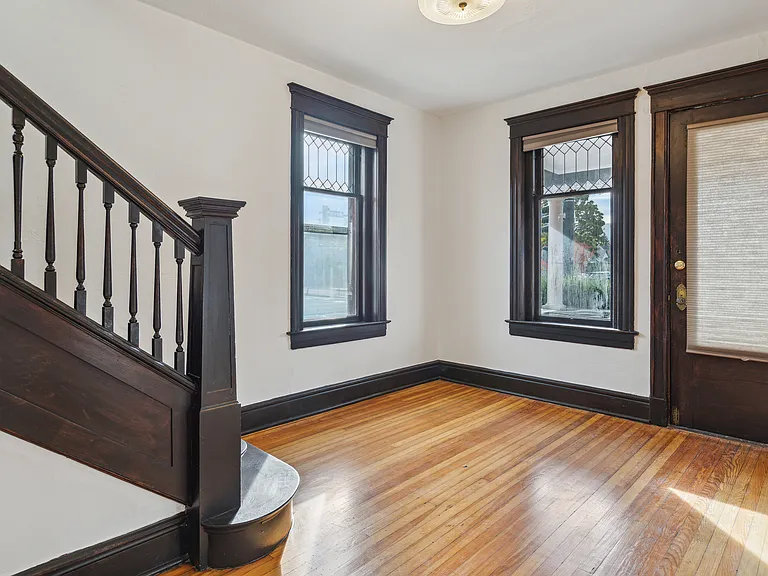 Lincoln Park Apartments — Photo 12