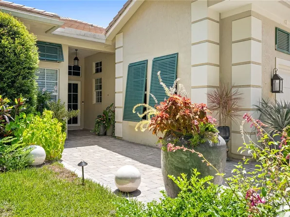 916 Cove Point Pl, Indian River Shores, FL 32963