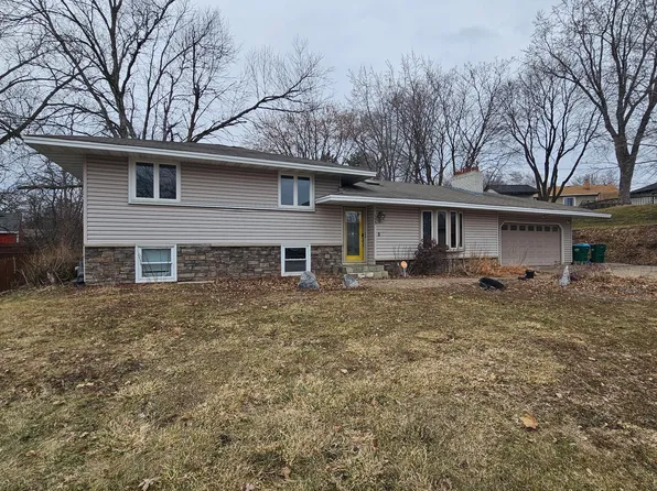 175 Juniper Ln, Apple Valley, MN 55124