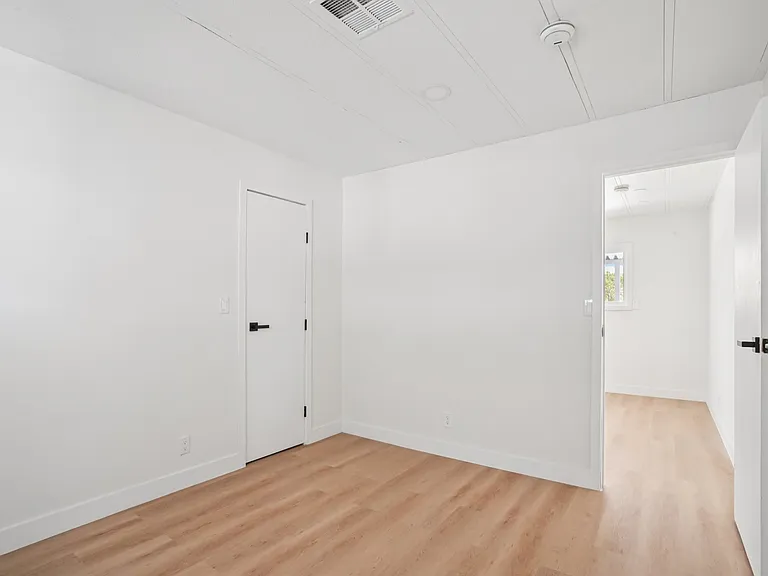 33423 Barcelona Dr — Photo 31