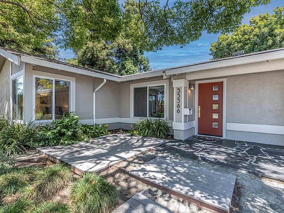 3rd image of 35366 Ronda Ct