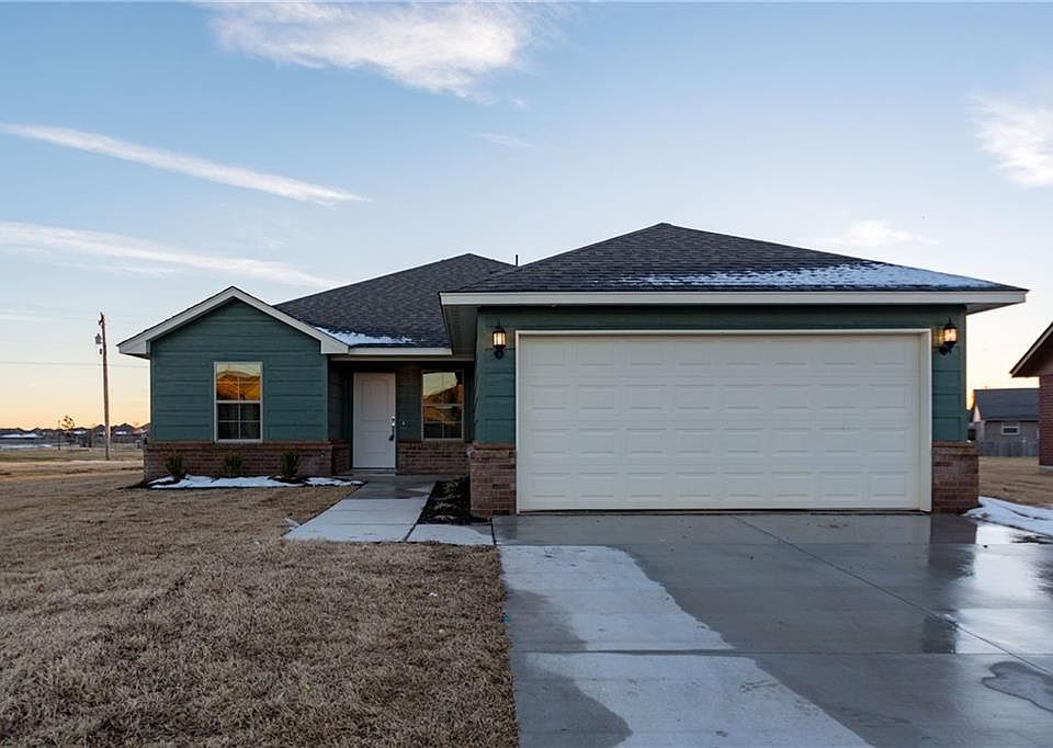 1st image of 1021 Eagle Dr