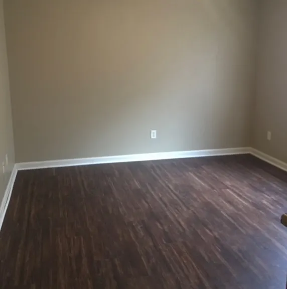 Springplace Apartments — Photo 2