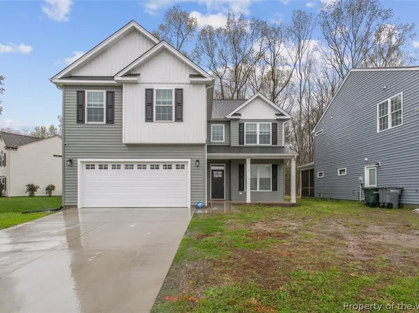 4 Thoroughbred Dr, Hampton, VA 23666