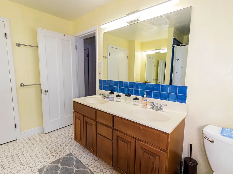 2190 Kerrwood Rd — Photo 13