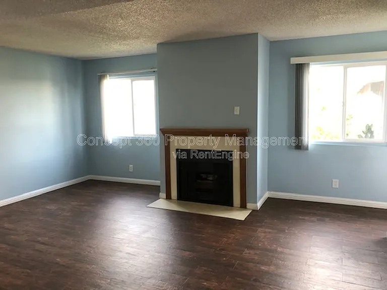 2934 E 11th St #101 — Photo 6