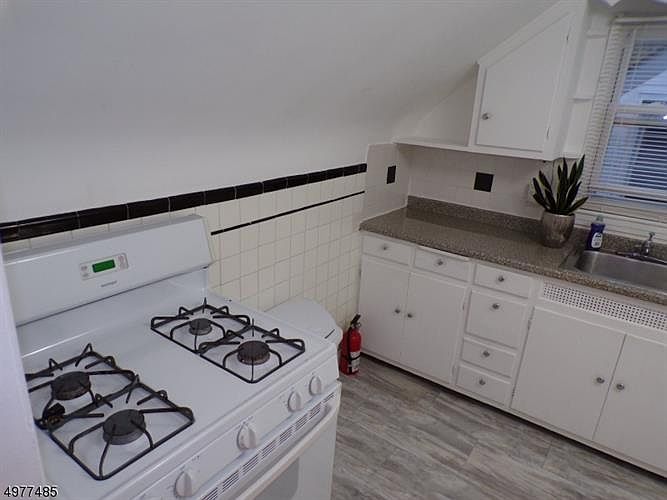 1st image of 70 Essex Ave