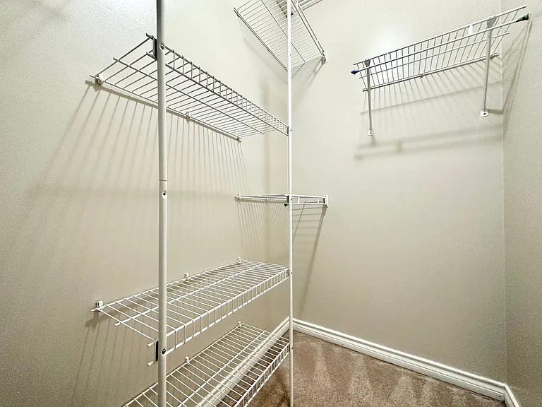 Parkview Apartments — Photo 46