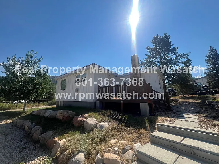 1388 Country Ln — Photo 46