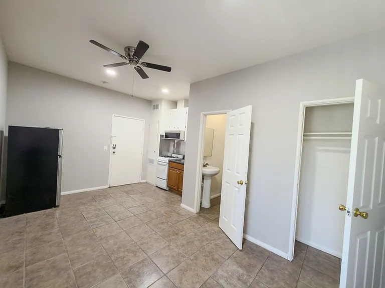 921 Sartori — Photo 10