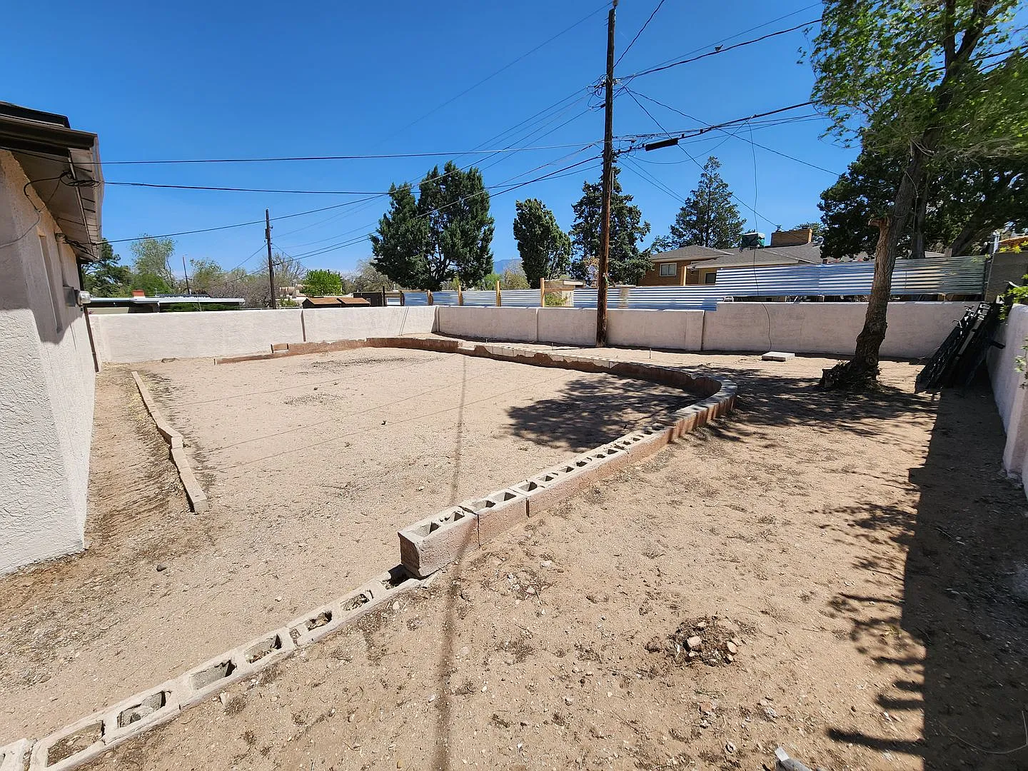 4 bed 2.5 bath — Photo 4