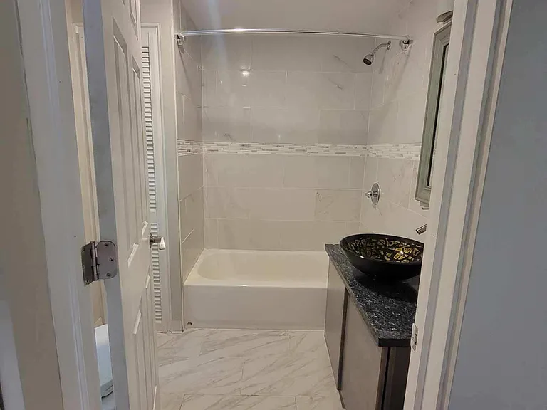 253 Beverly Rd #101 — Photo 7