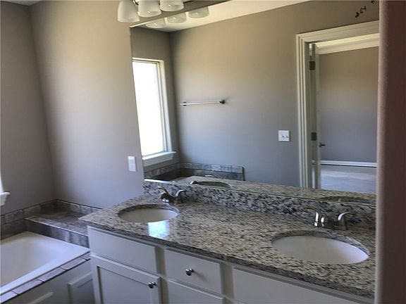 2nd image of 4284 E Sonoma Falls St