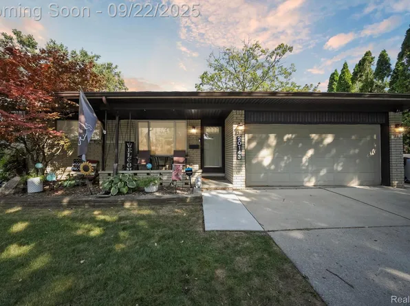 20143 Coachwood Rd, Riverview, MI 48193