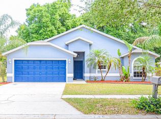 146 Winston Manor Cir, Seffner, FL 33584