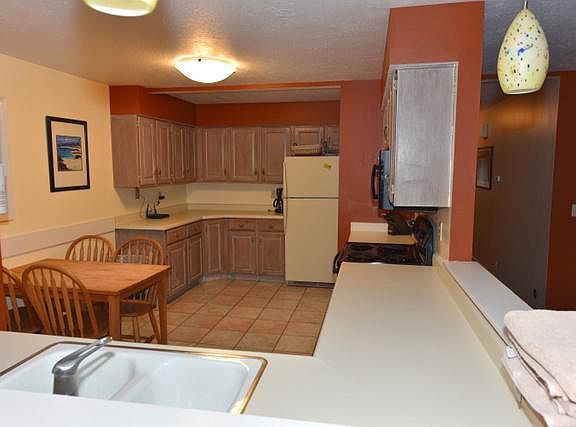 2nd image of 7430 S Wasatch Blvd APT I4
