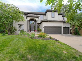 9129 Redbud Ln, Lenexa, KS 66220