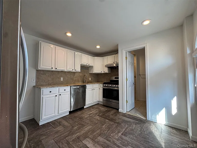 267 Plainfield Ave #1F — Photo 21