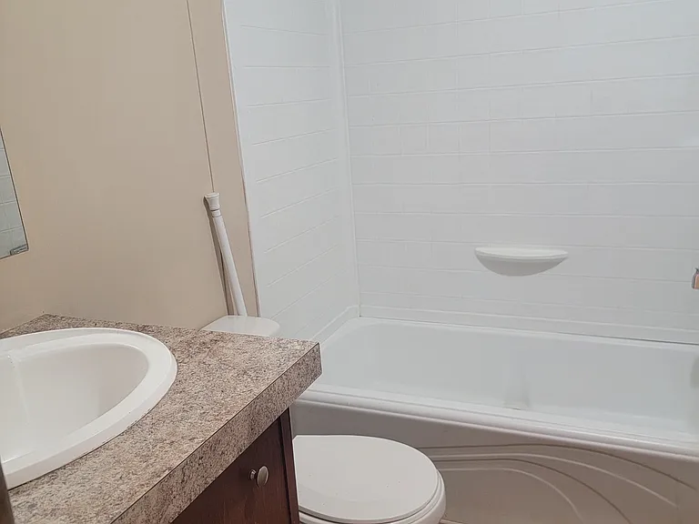 297 Colorado Dr — Photo 3