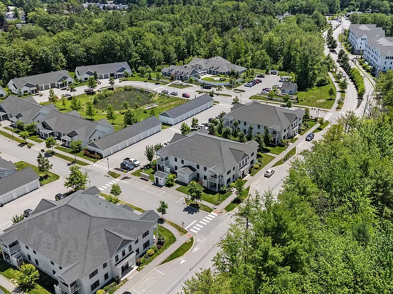 34 Mill Commons Dr #114 — Photo 22