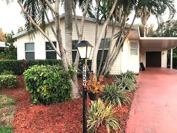 2nd image of 3809 Hydrilla Court