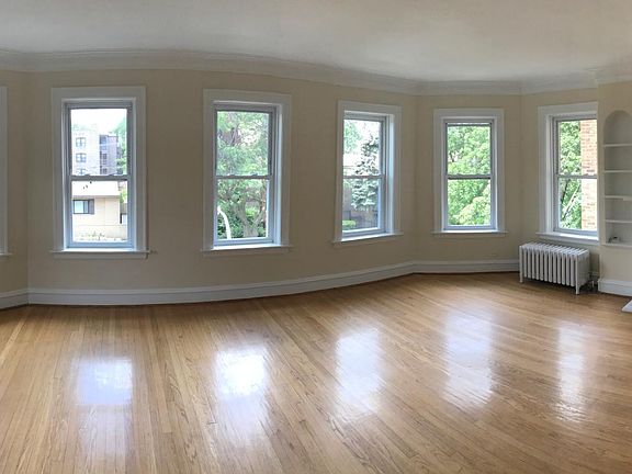 4th image of 7351 N Winchester Ave APT 2
