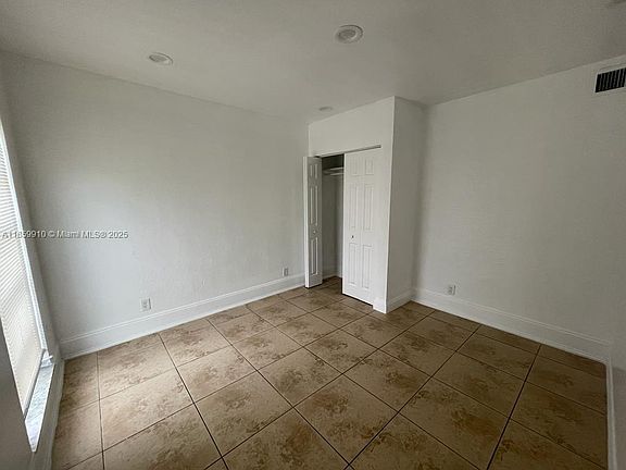 3rd image of 1314 Silverado Dr