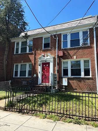 1621 17th Pl SE Photo 1