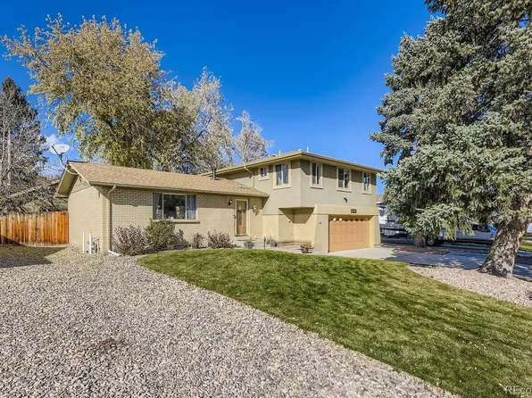 2125 S Yarrow Street, Lakewood, CO 80227