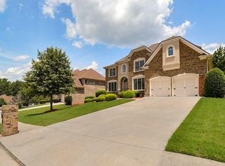 2850 Ivy Brook Ln, Buford, GA 30519