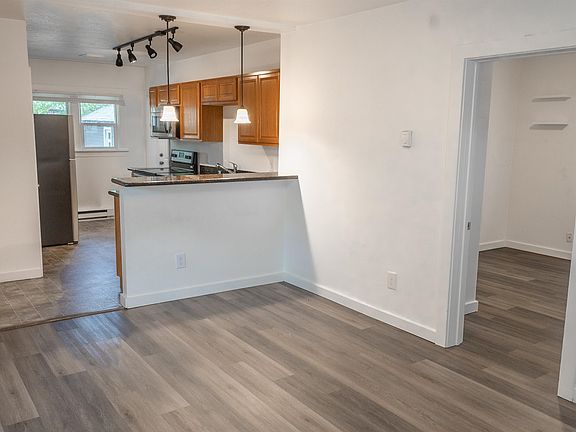 4th image of 211 E Princeton Ave