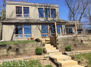 24400 Ron Smith Memorial Hwy, Hudson, IL 61748