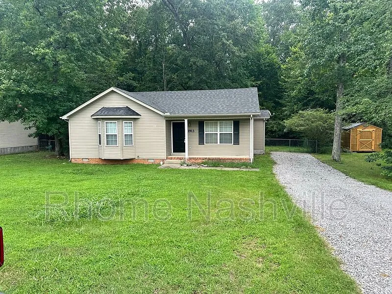 1913 Ozark Ct