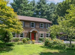 407 Old Colchester Rd, Amston, CT 06231