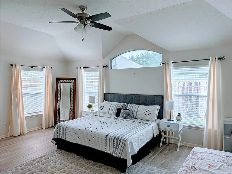 13011 Sandflower Ln — Photo 3
