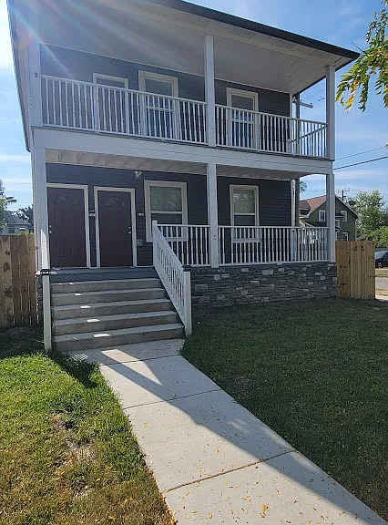 5101 Oregon St — Photo 2