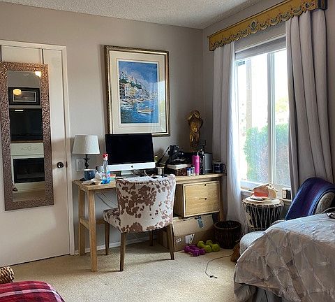 5th image of 26341 Chambers Ave