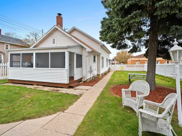 918 E Walnut St, Green Bay, WI 54301