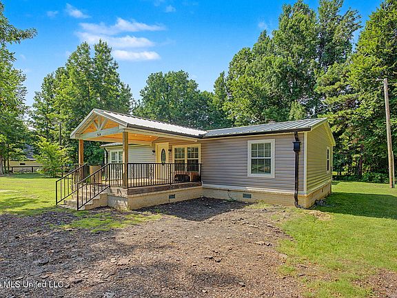 3rd image of 369 Meadow View Cir