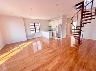 3066 45th St, Long Island City, NY 11103