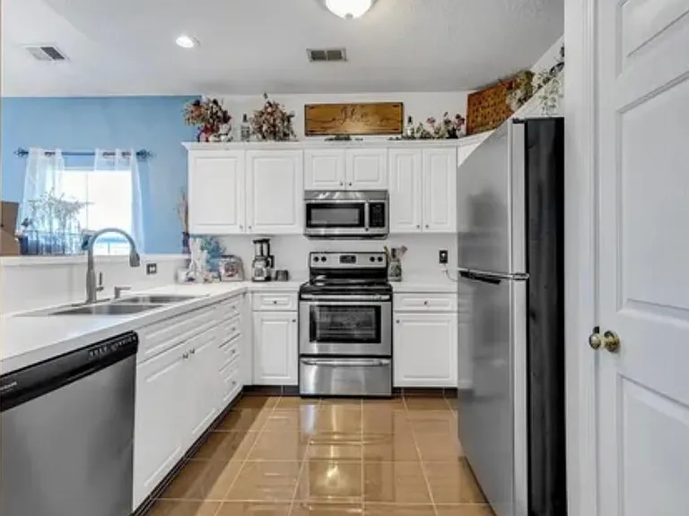 2030 Cross Gate Blvd #301 — Photo 20