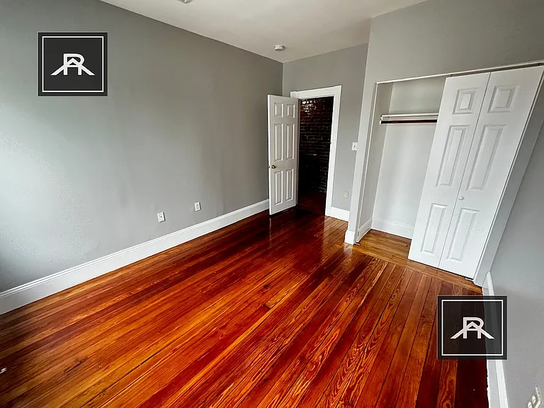 35 Adamson St #3 — Photo 10